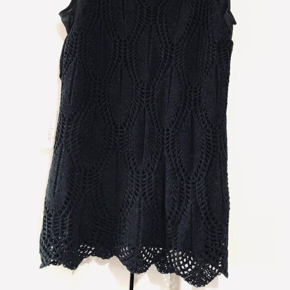 NWT: Charming Charlie Black Knit Top - Picture 7 of 9
